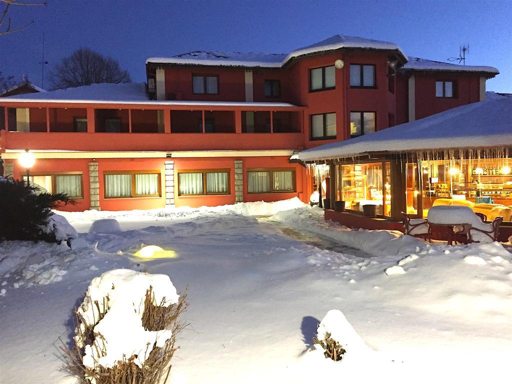 Hotel Del Lago Puigcerdà Exteriör bild