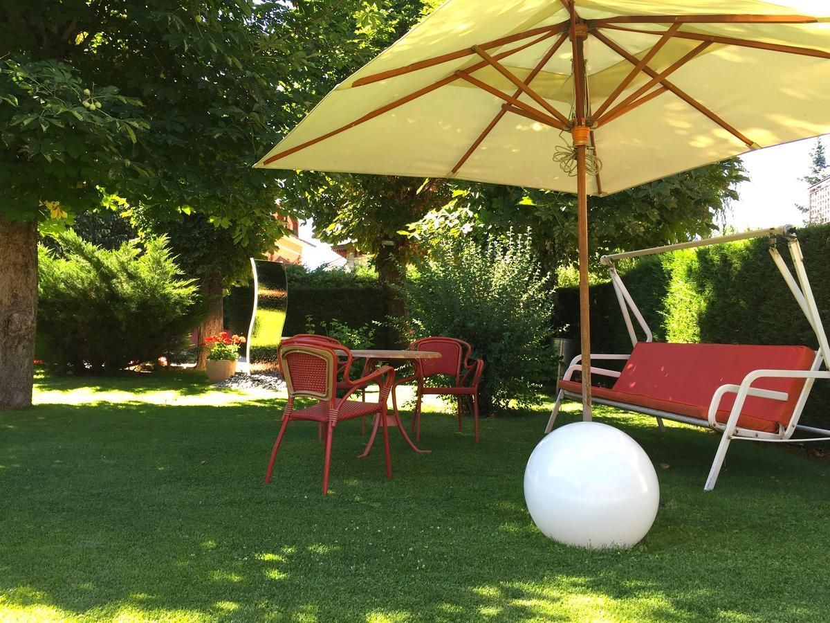 Hotel Del Lago Puigcerdà Exteriör bild